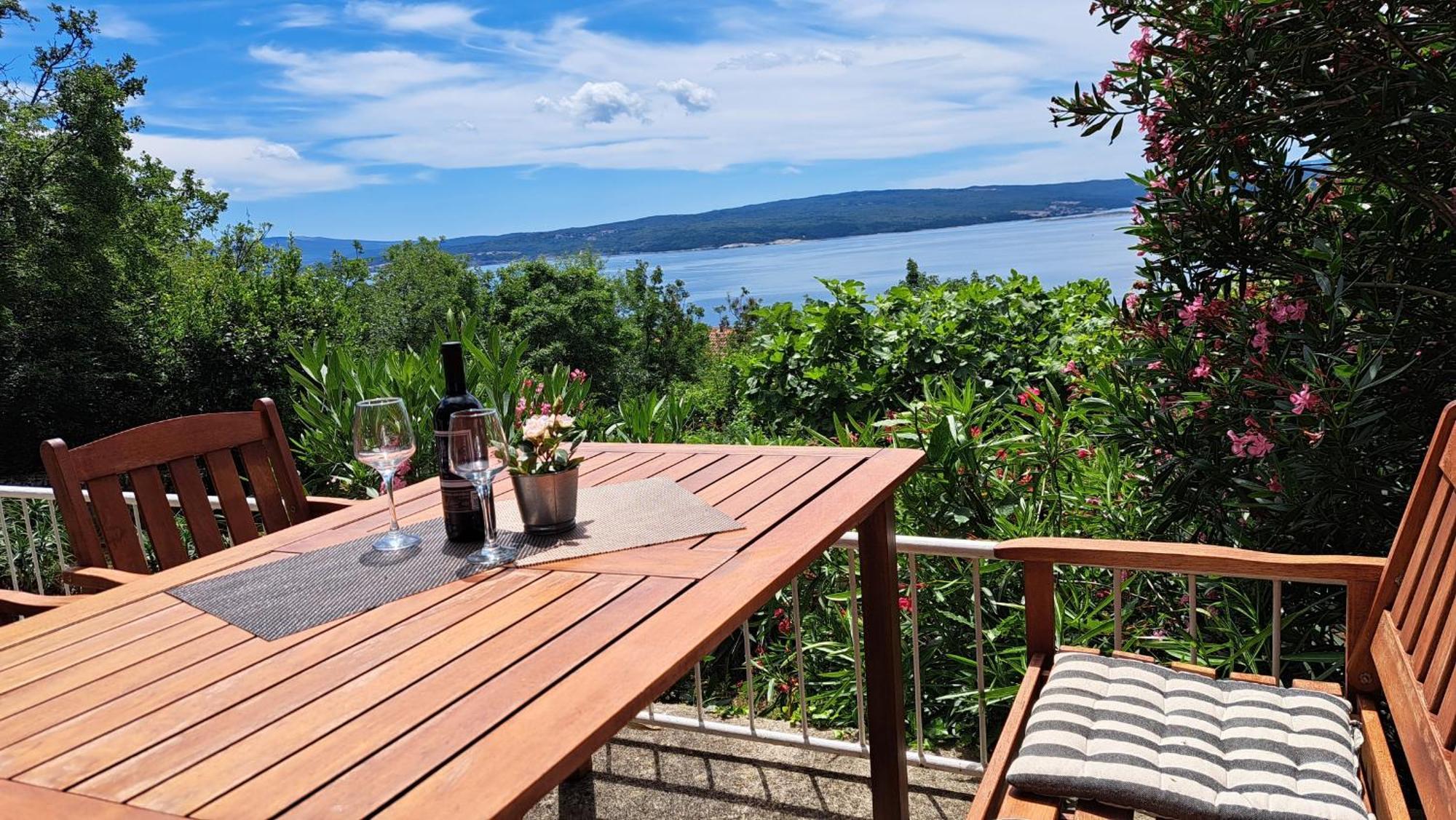 Apartmani E&G Dramalj Bagian luar foto